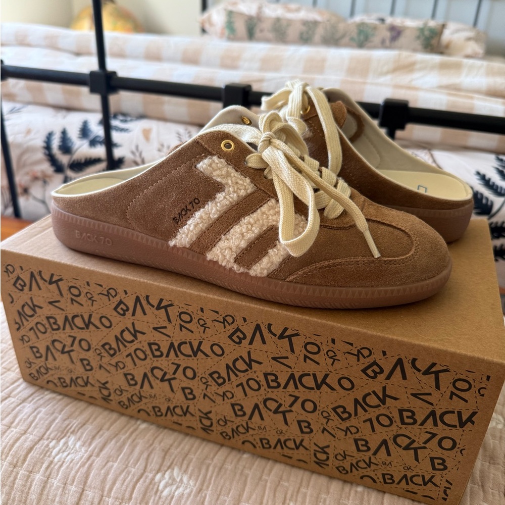 Back 70 Easter Backless Sneaker